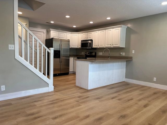 273 W 1010 S, Logan