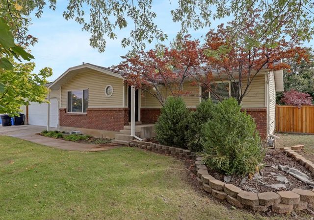 151 S 400 E, Hyrum