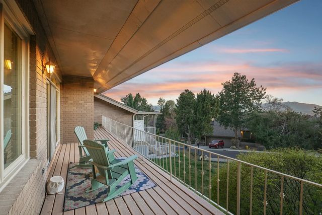 819 N Juniperpoint Dr, Salt Lake City