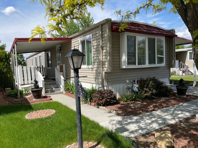 760 W Monte Bella Dr, Taylorsville