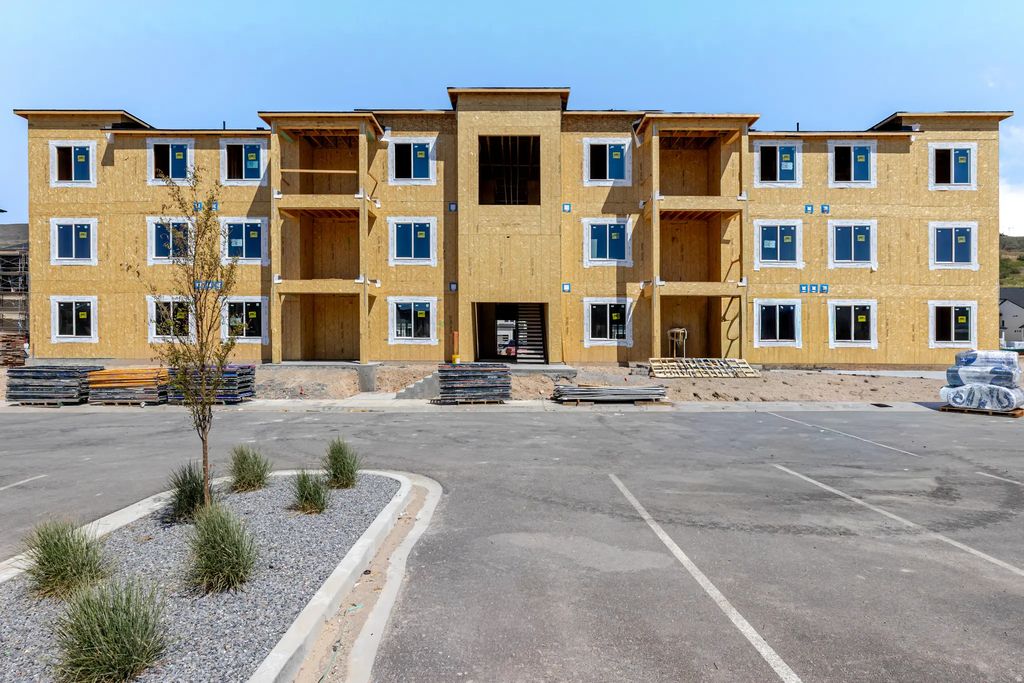 4727 S 690 W W302, Mapleton