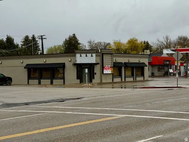 101 N State St, Preston
