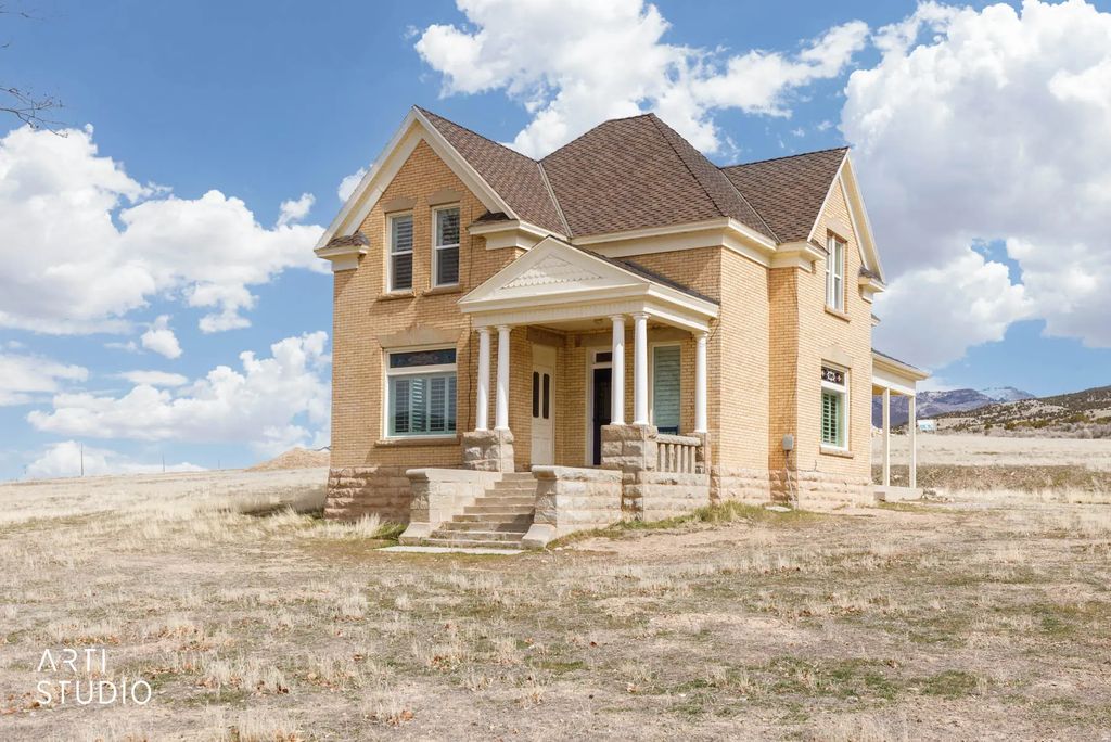 1331 S Lowry Hill Rd, Manti