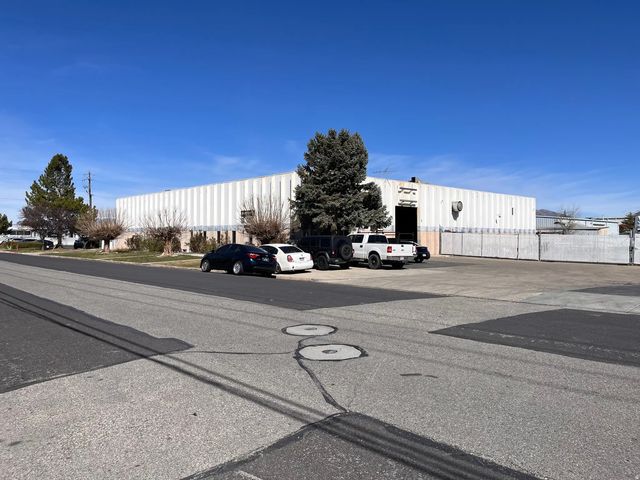 2487 S 3270 W, West Valley City