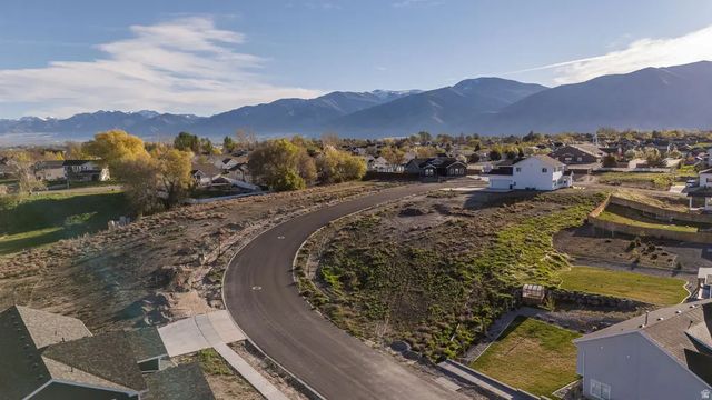 801 W 70 N 93, Hyrum