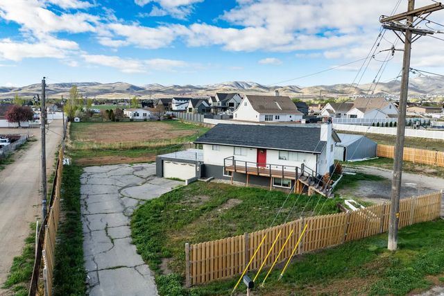 3061 W 13800 S, Bluffdale