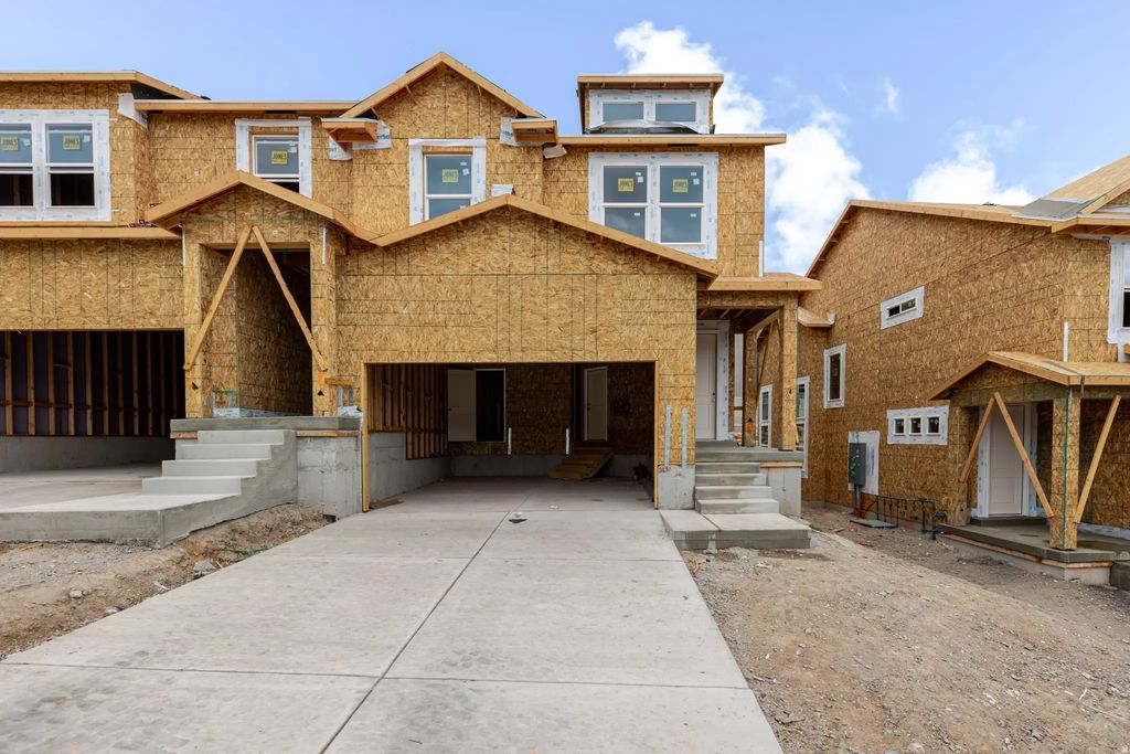 1514 W Banner Dr 821, Saratoga Springs