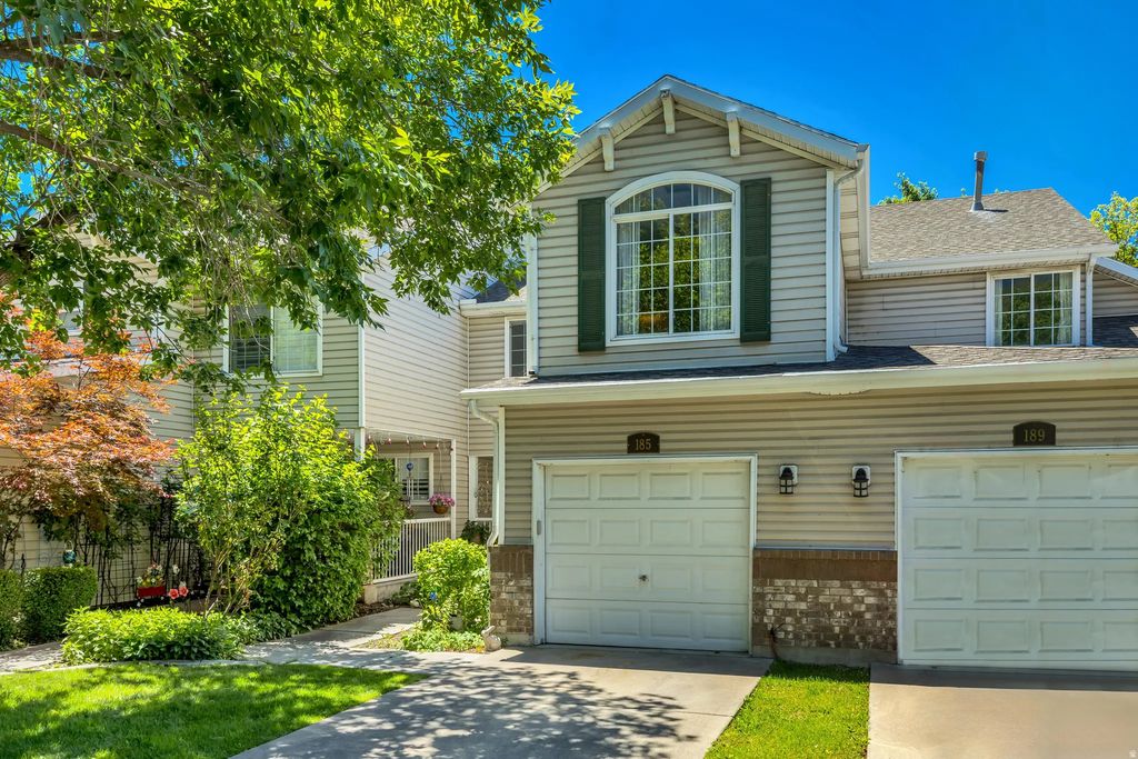 185 N 50 W, Centerville