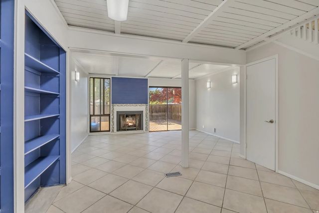 4216 S Solitude Rdg W E, Taylorsville
