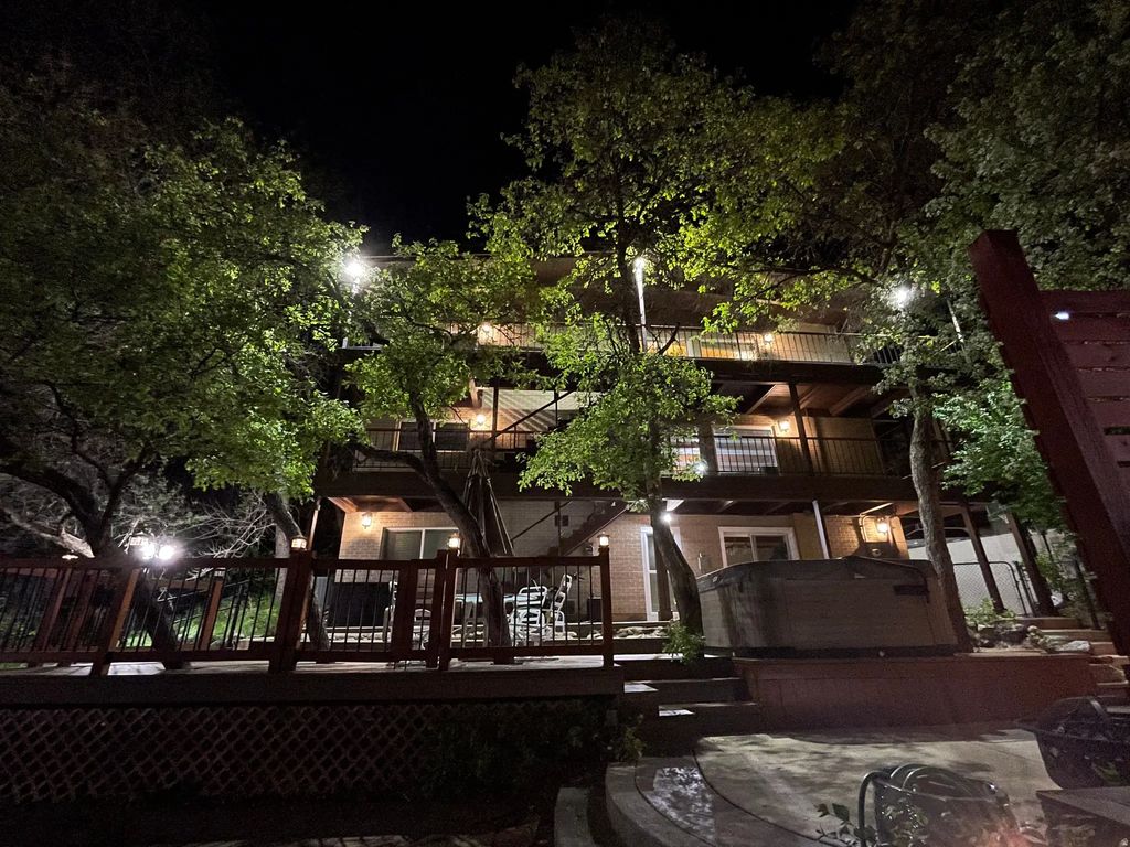 3838 S 2900 E, Millcreek