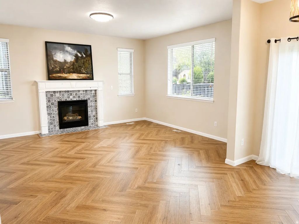 2001 E Fielding Ln, Draper