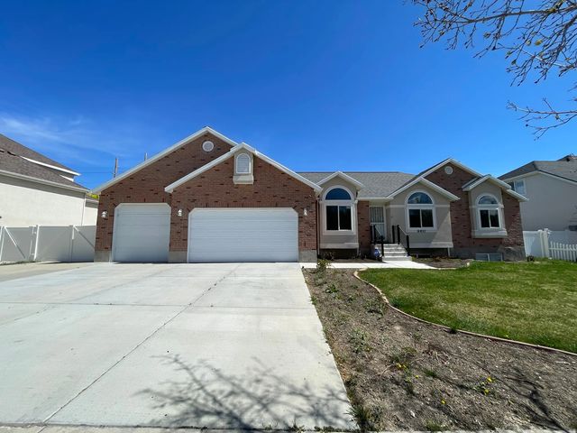 6407 S Everest Dr W, Taylorsville
