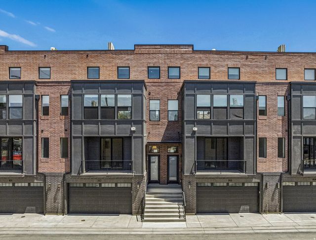 443 W 400 N 303, Salt Lake City