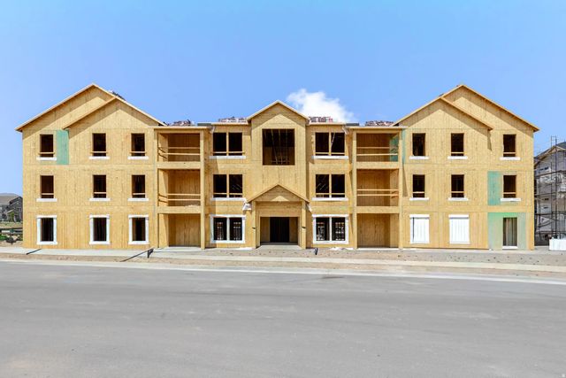 6687 W Twin Rocks Ln E202, Herriman