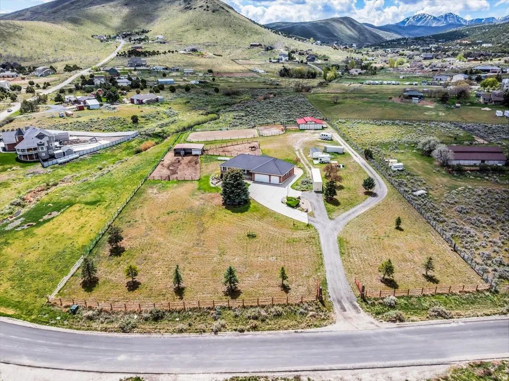 7349 Rose Creek Ln, Herriman
