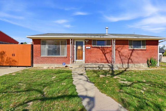 3316 S Lynnbrook Dr, Magna