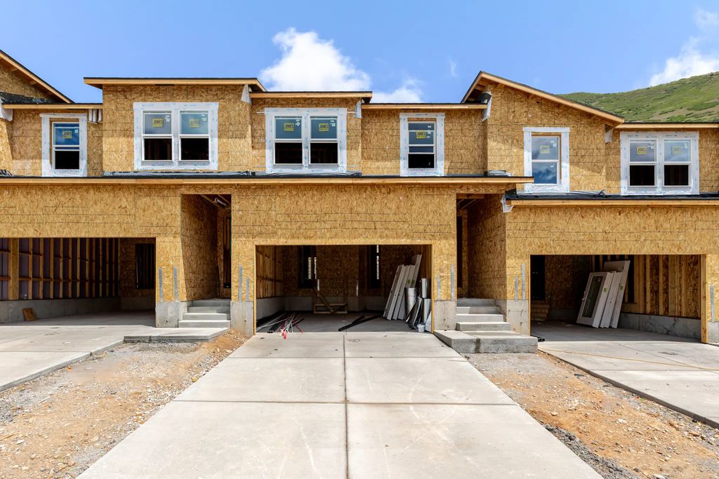 5343 S Acacia Dr 723, Mapleton