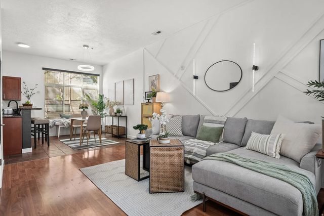 520 E 500 St S 104, Salt Lake City
