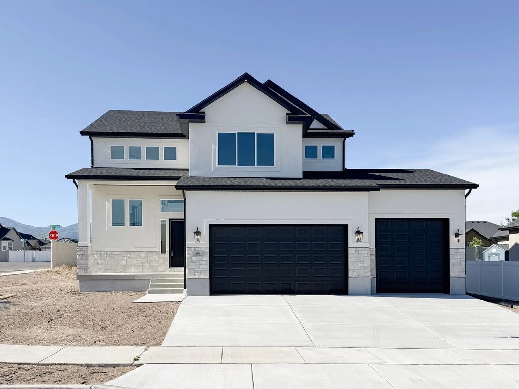 499 W 2030 N 26, Tooele