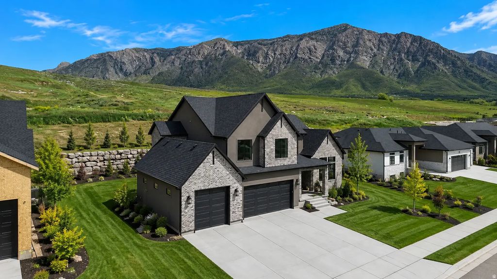 1286 W Caribou Ct 100, Pleasant View