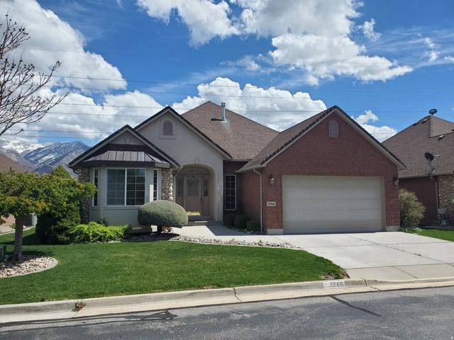 5586 S 250 E, Washington Terrace