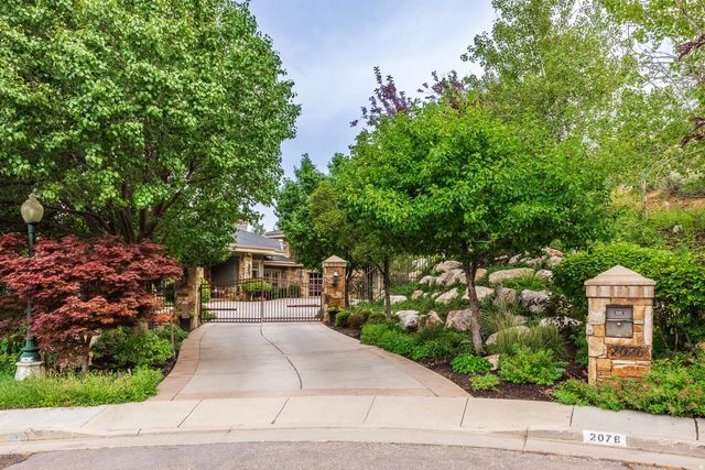 2076 S Scenic Cir E, Salt Lake City