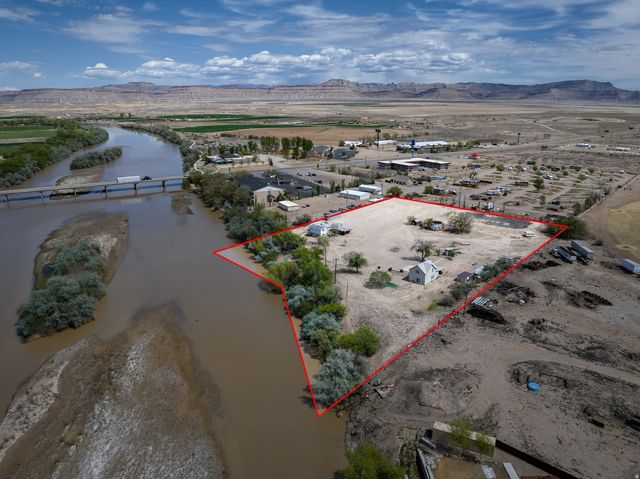 N/A, Green River