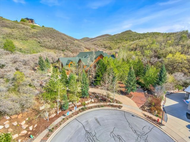 1400 E Cove Cir, North Salt Lake