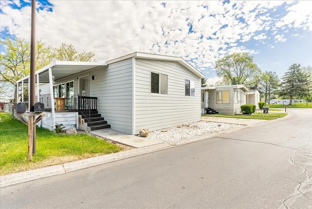 888 W Storm Mtn S, Murray