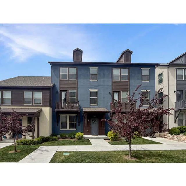 2120 N 750 W, Layton