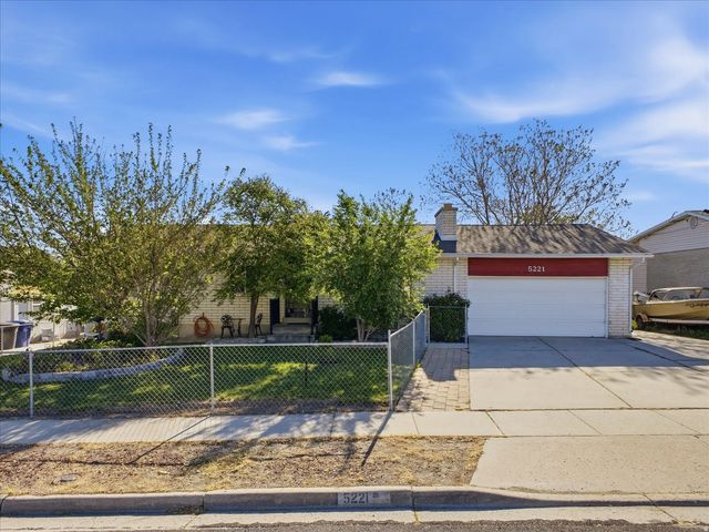 5221 S 3600 W, Taylorsville