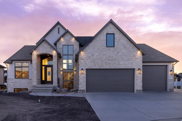 904 S 1900 W, Layton
