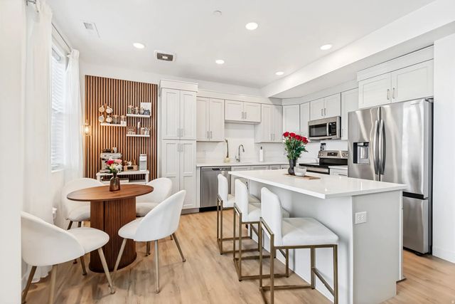 5227 W Reventon Dr S B102, South Jordan