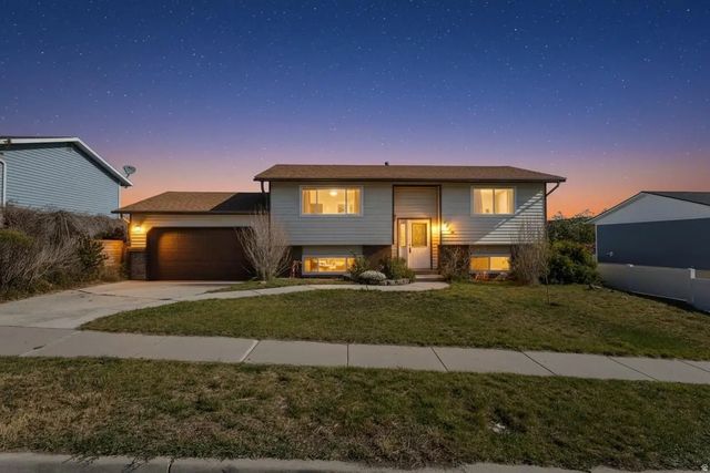 6048 W Borax Ave, Kearns