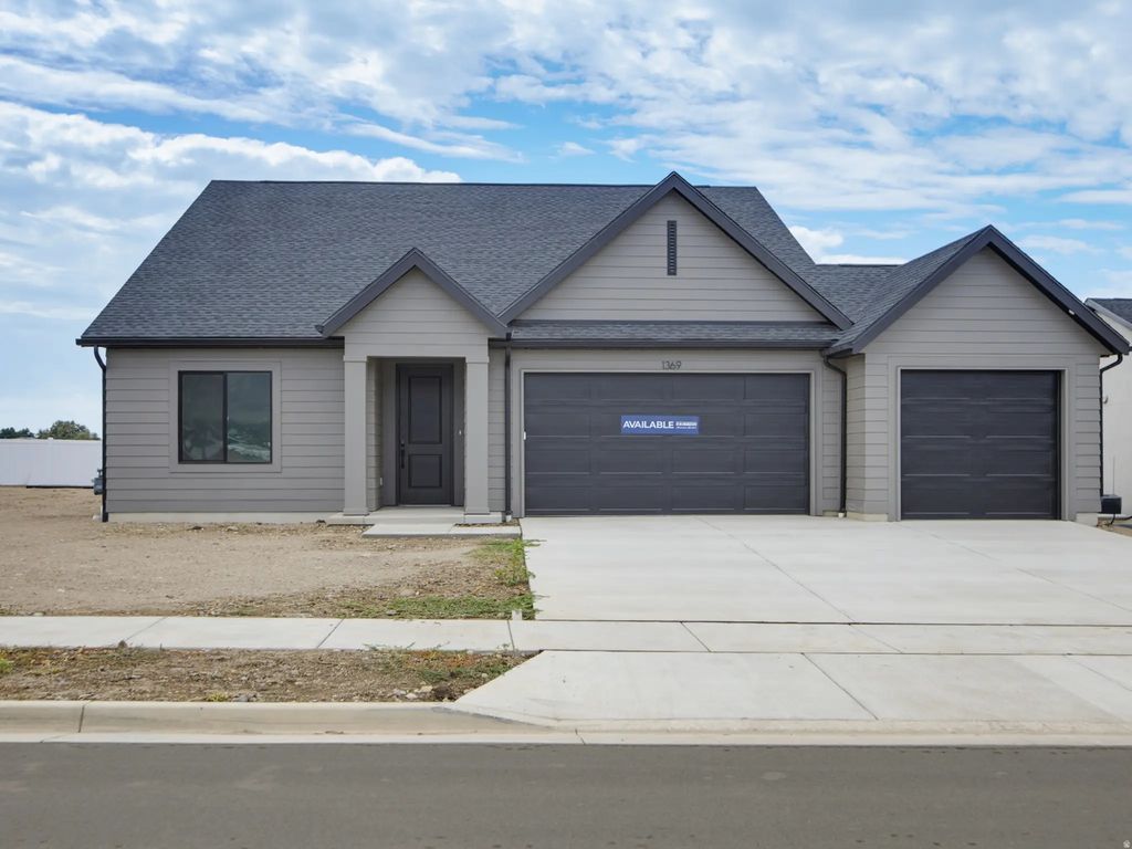 1369 W 2350 S 12, Perry