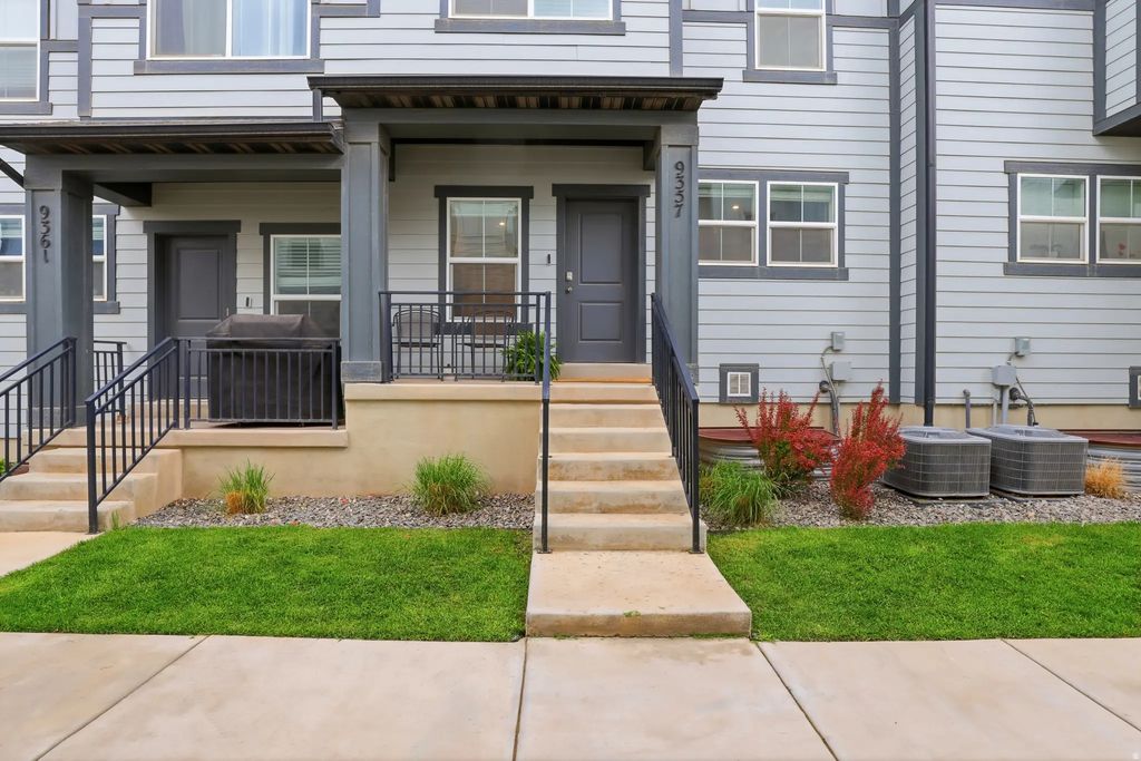 9357 N Crowley Way, Eagle Mountain