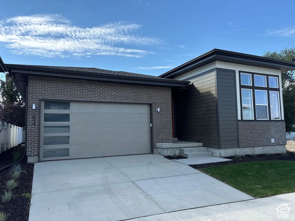 254 E Water Mill Way 227, Midvale