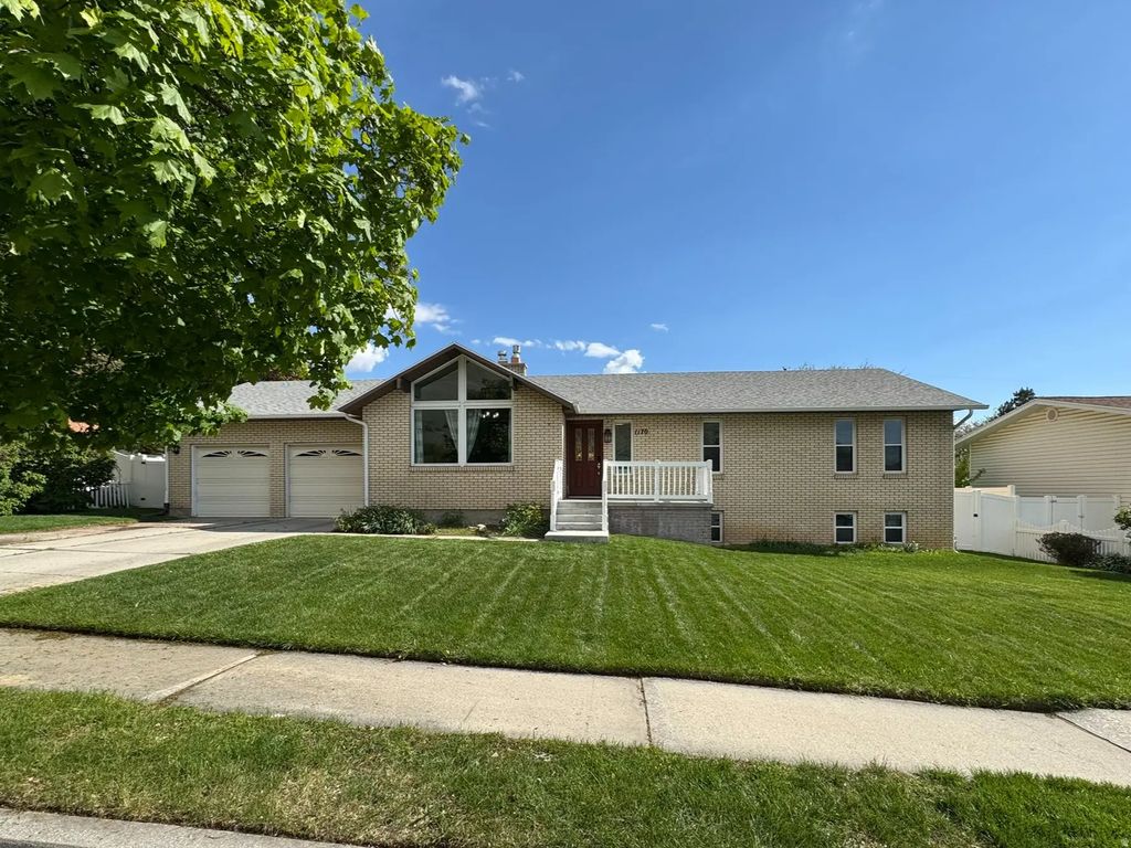 1170 E 50 N, Springville