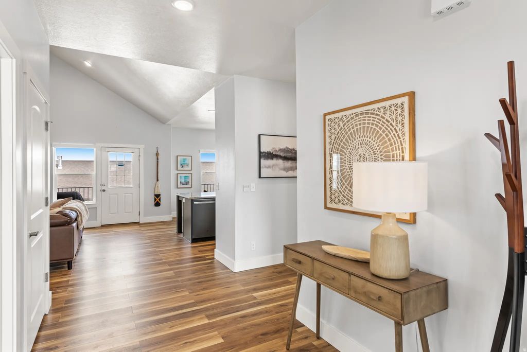 1343 N Trapper Loop W, Garden City