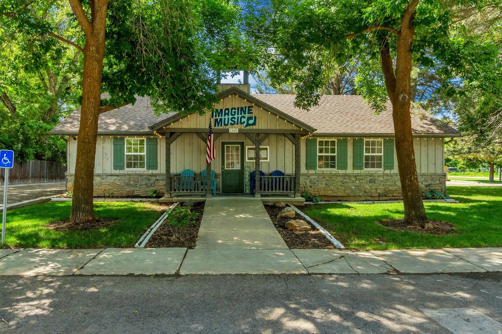 7300 E 200 S, Huntsville