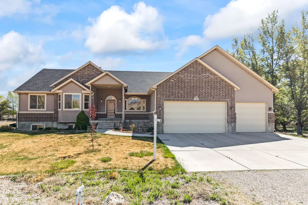 350 N 200 E, Ferron