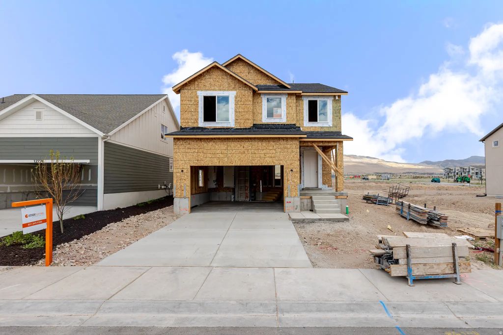 12766 S Lake Creek Dr 119, Herriman
