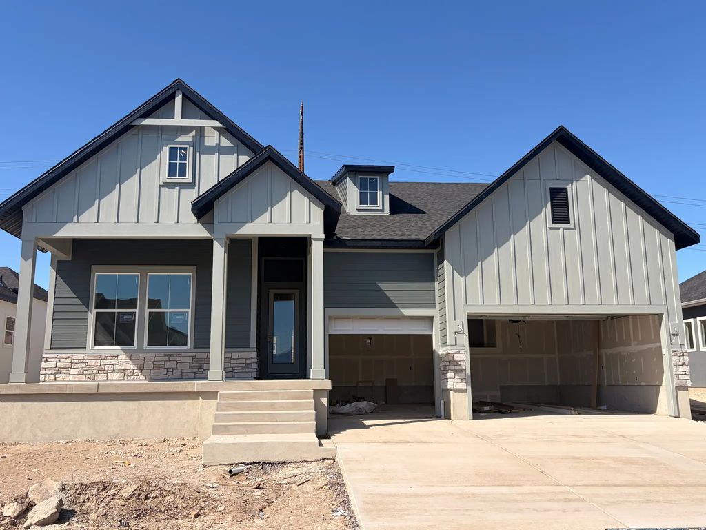 1327 S Glambert Ln, Saratoga Springs