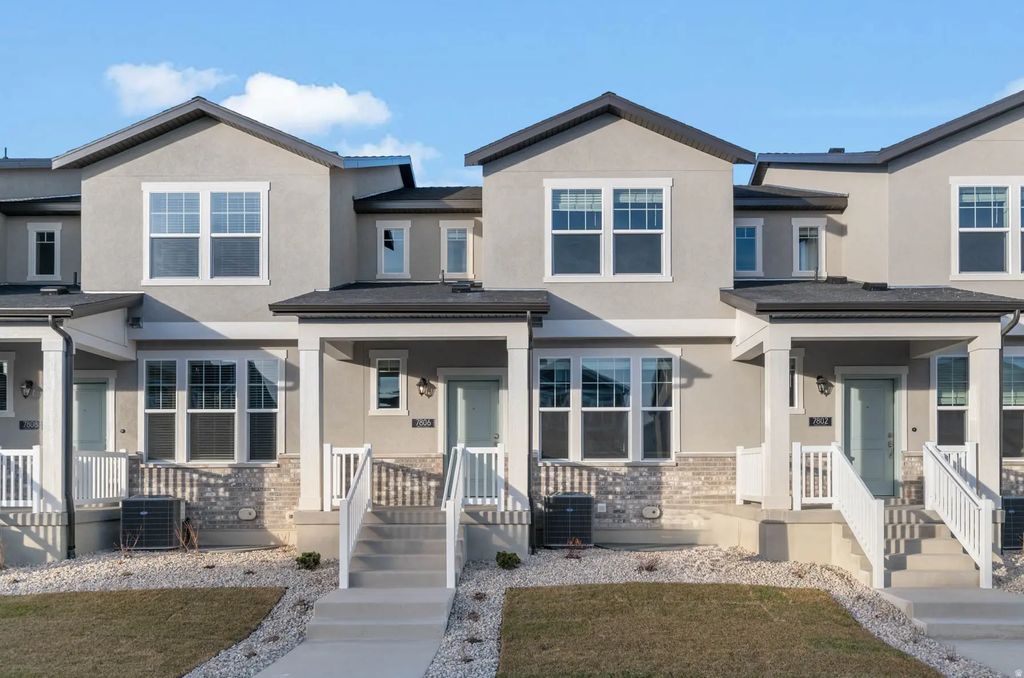 7806 W Alta Ln, Magna