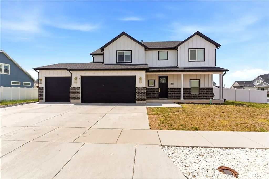 3445 W 3175 S, West Haven