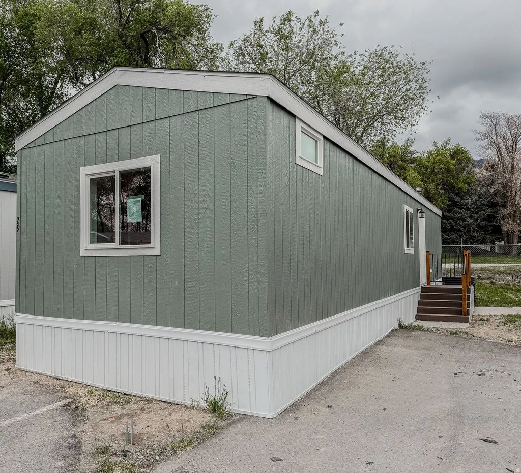 200 N Harrisville Rd 29, Ogden