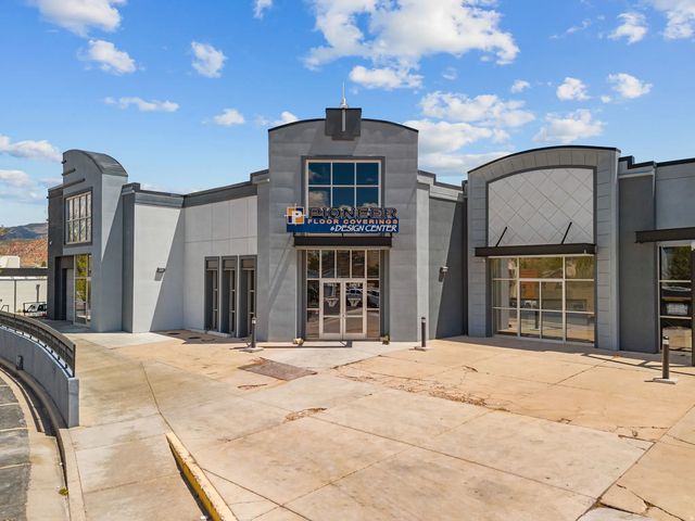 1166 S Sage Dr 5 & 6, Cedar City