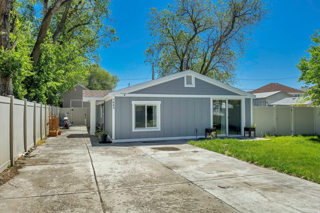 1445 W Russett Ave, West Valley City