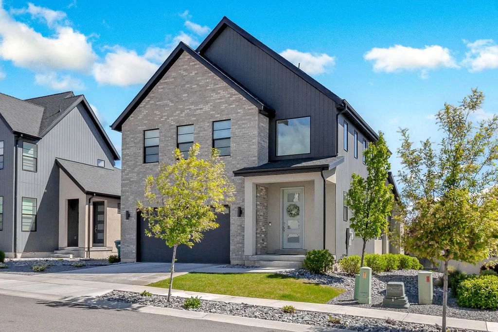359 W 3050 N, Lehi
