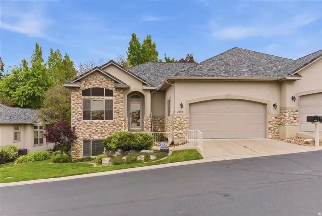 2493 E 1900 N, Layton